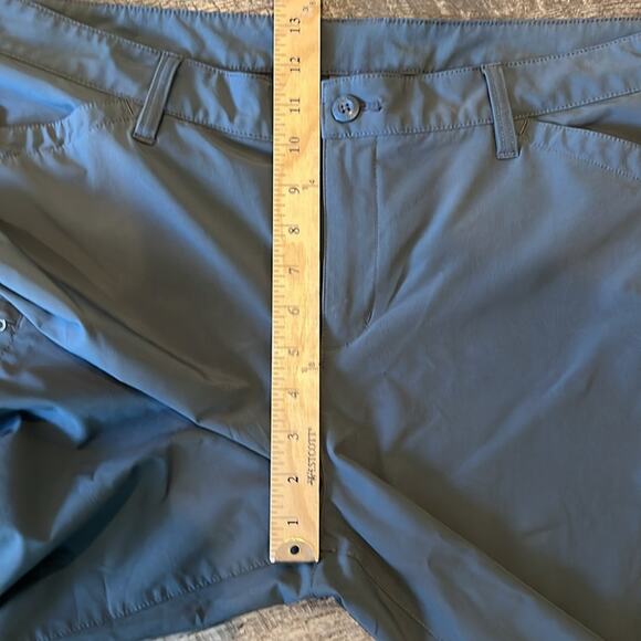Eddie Bauer Women's Charcoal Grey Cropped Hiking Pants Size 18 - Picture 6 of 8